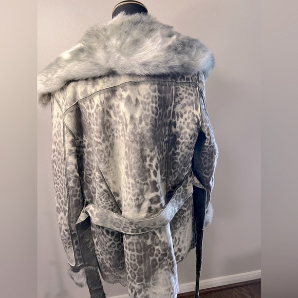Bernardo Faux Fur coat - Picture 2 of 5